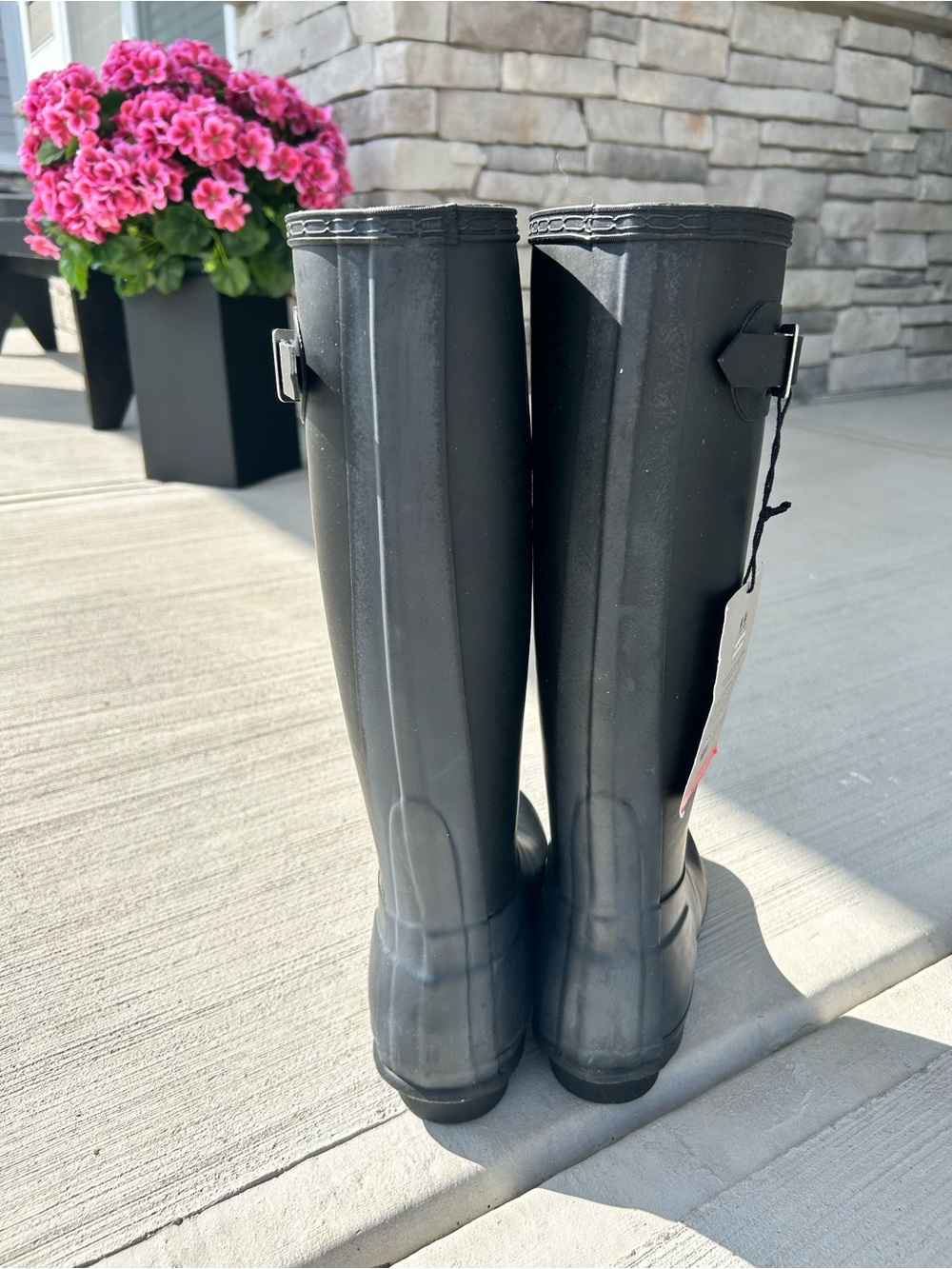NWT Hunter Matte Black Knee-High Rubber Rain Boots with Adjustable Buckle Size 6 - Picture 4 of 6